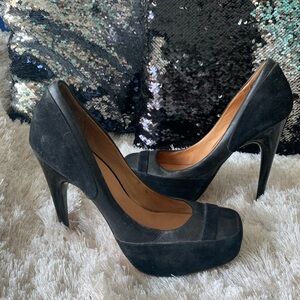 Authentic L.A.M.B. Black leather & suede heels